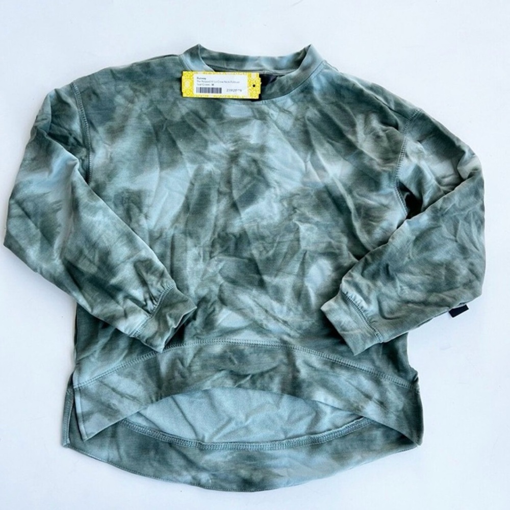 NWT Runway Pullover